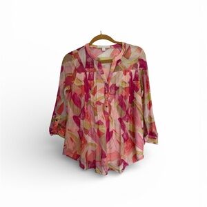 Juniper + Lime Vibrant Multicolor Floral Lined 3/4 Sleeve V neck W/buttonsBlouse